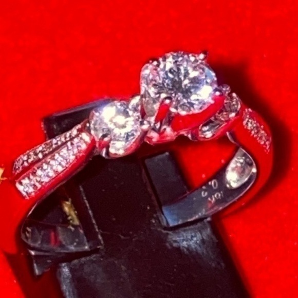 Jewelry - Engagement Wedding Diamond Ring 18K